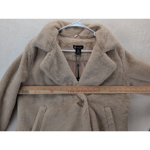 Alison Sheri Faux Fur Coat Jacket Women’s M Camel Colored Soft Shaggy Vogue NWT - Picture 11 of 16